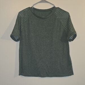 **4/$20 TEES**SHEIN Dark Green Eyelet Sleeve Tee LOT-N